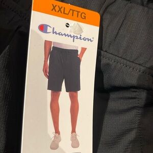XXL: Champion activwear shorts